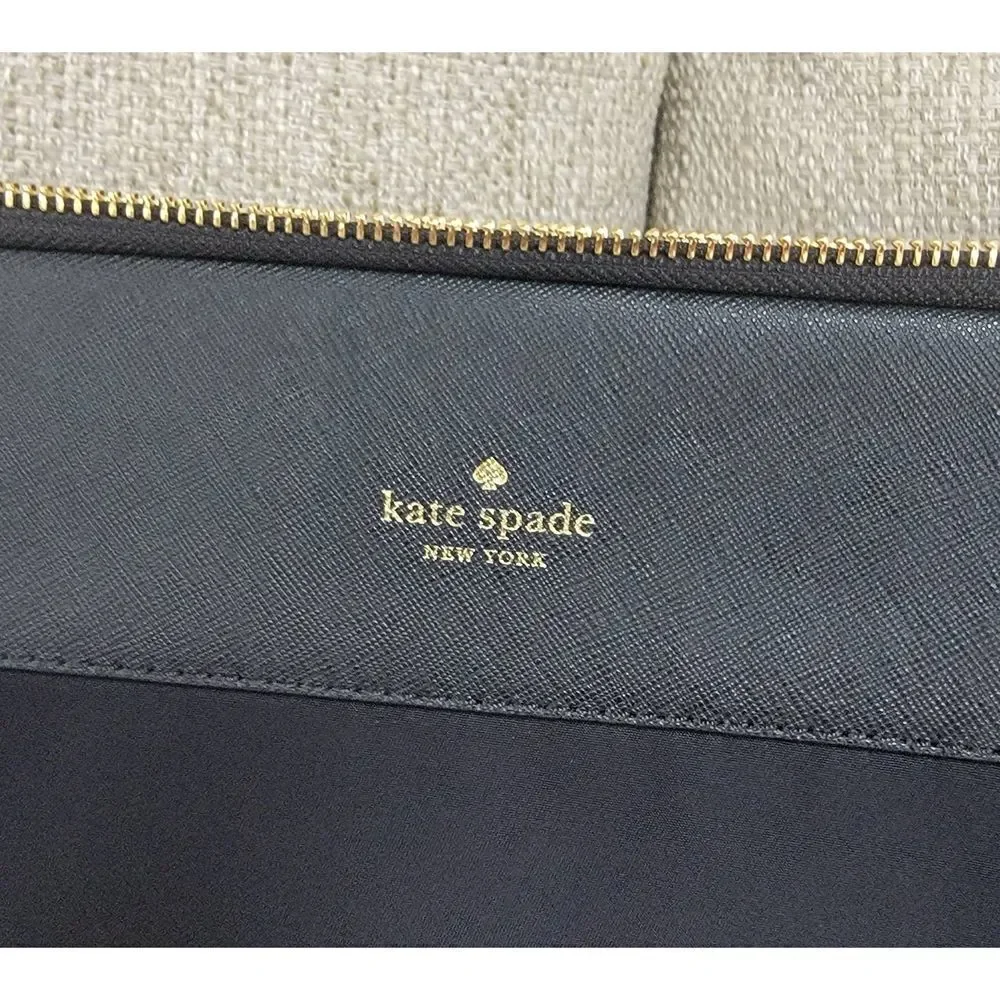 Kate Spade New York Slim Sleeve 14